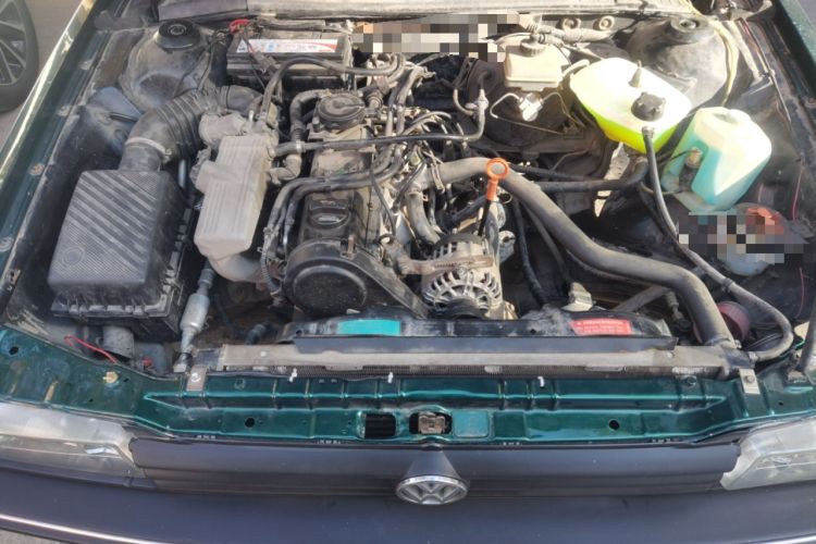 Used Volkswagen Santana Classic 2007 1.8L Jingchang Model Engine Bay