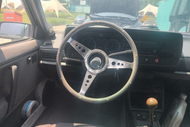 Used Volkswagen Santana Classic 2007 1.8L Jingchang Model Steering Wheel