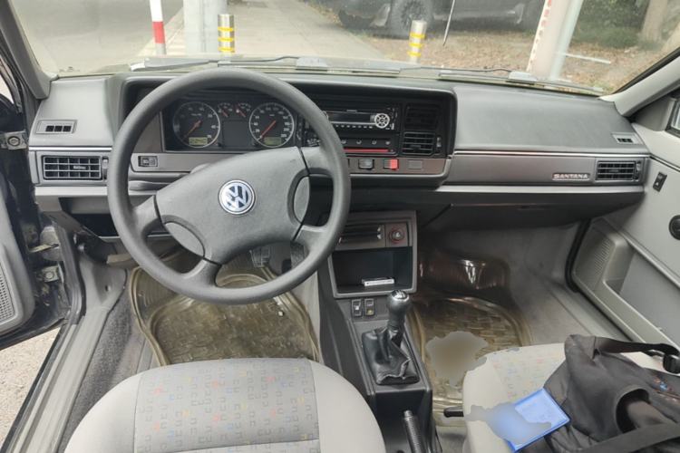 Used Volkswagen Santana Classic 2007 1.8L Jingchang Model Center Console