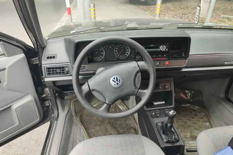 Used Volkswagen Santana Classic 2007 1.8L Jingchang Model Steering Wheel