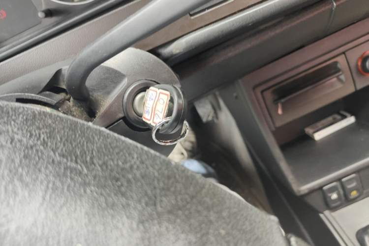 Used Volkswagen Santana Classic 2007 1.8L Jingchang Model Vehicle Key