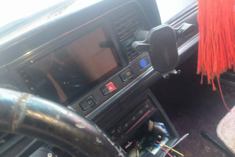 Used Volkswagen Santana Classic 2007 1.8L Jingchang Model Audio And AC Panel