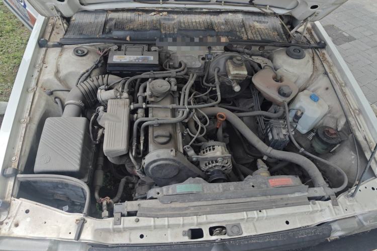 Used Volkswagen Santana Classic 2007 1.8L Jingchang Model Engine Bay