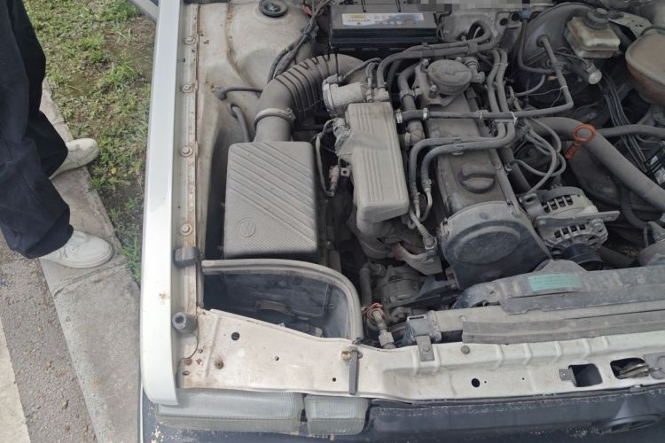 Used Volkswagen Santana Classic 2007 1.8L Jingchang Model Engine Bay Right