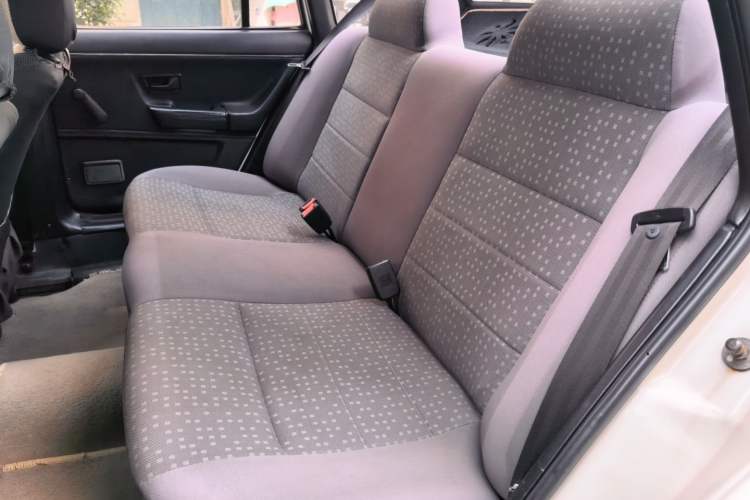 Used Volkswagen Santana Classic 2007 1.8L Jingchang Model Left Rear Seat