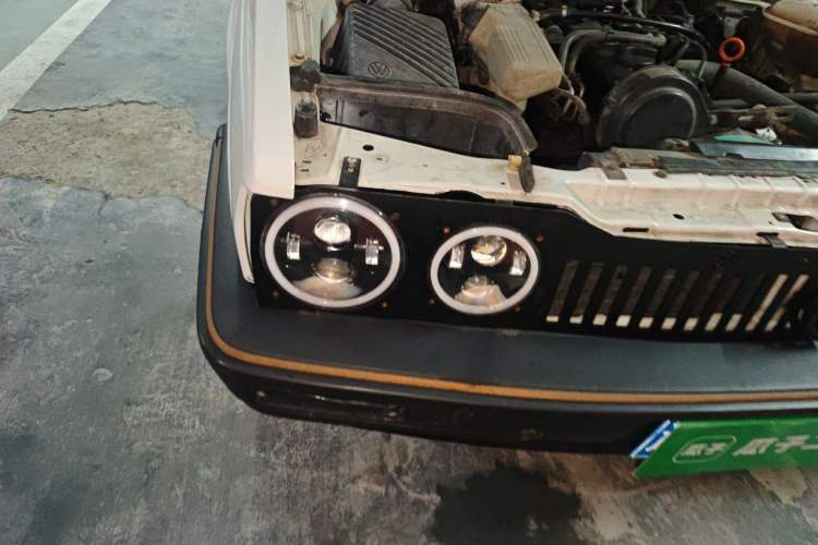 Used Volkswagen Santana Classic 2007 1.8L Jingchang Model Right Front Headlight