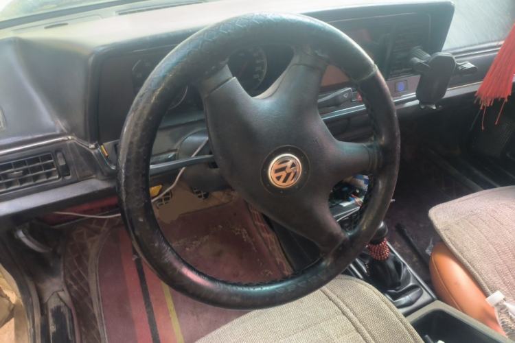 Used Volkswagen Santana Classic 2007 1.8L Jingchang Model Steering Wheel