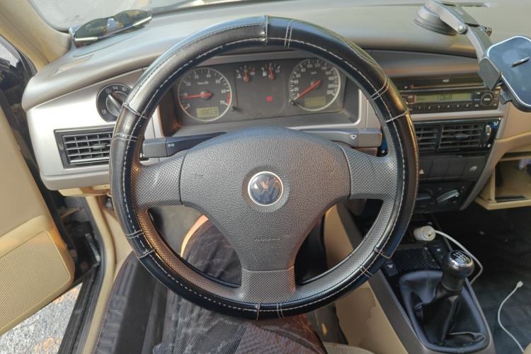Used Volkswagen Santana Vista 2004 1.8L Manual Luxury Model Steering Wheel