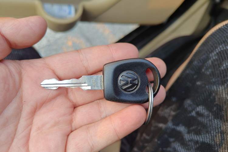 Used Volkswagen Santana Vista 2004 1.8L Manual Luxury Model Vehicle Key