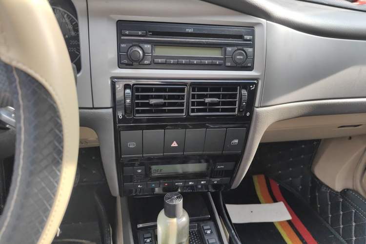 Used Volkswagen Santana Vista 2005 1.8L Manual Value-Added Model Audio And AC Panel