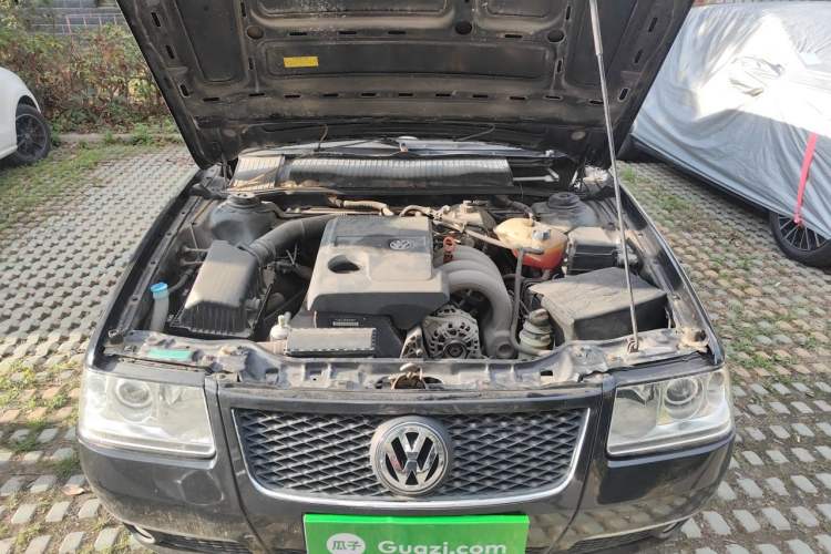 Used Volkswagen Santana Vista 2005 1.8L Manual Value-Added Model Engine Bay