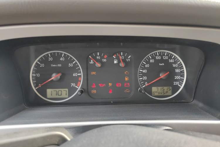 Used Volkswagen Santana Vista 2005 1.8L Manual Value-Added Model Instrument Cluster