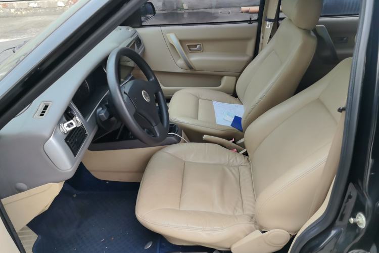 Used Volkswagen Santana Vista 2005 1.8L Manual Value-Added Model Left Front Seat