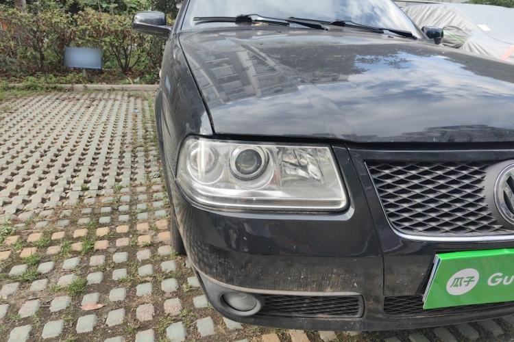 Used Volkswagen Santana Vista 2005 1.8L Manual Value-Added Model Right Front Headlight