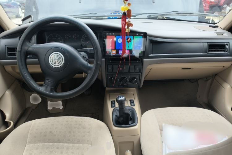 Used Volkswagen Santana Vista 2006 1.8L Manual Base Model Center Console
