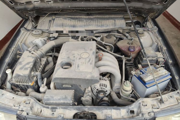 Used Volkswagen Santana Vista 2006 1.8L Manual Base Model Engine Bay