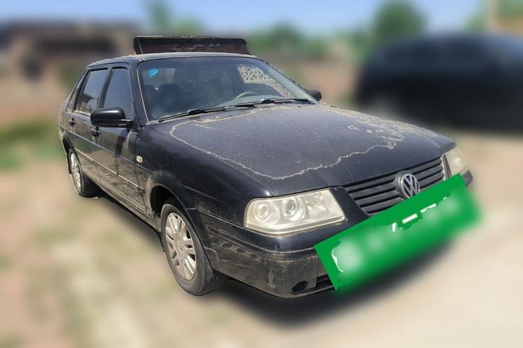 Used Volkswagen Santana Vista 2006 1.8L Manual Base Model Front Right 45 Deg