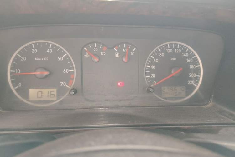 Used Volkswagen Santana Vista 2006 1.8L Manual Base Model Instrument Cluster