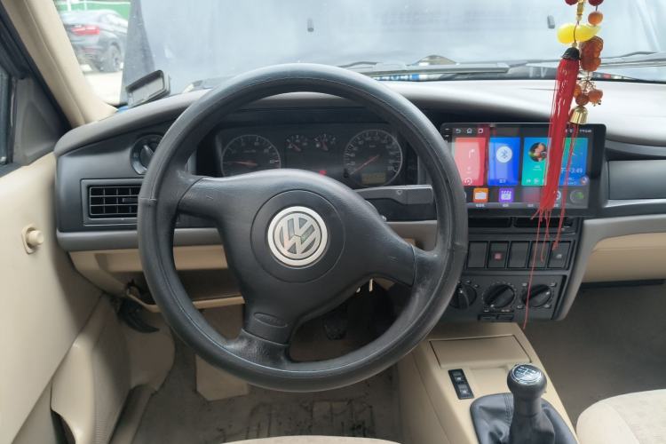 Used Volkswagen Santana Vista 2006 1.8L Manual Base Model Steering Wheel
