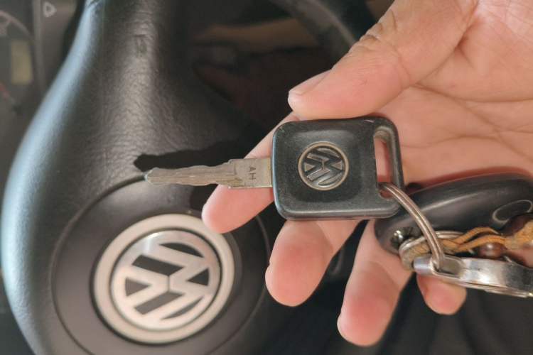 Used Volkswagen Santana Vista 2006 1.8L Manual Base Model Vehicle Key