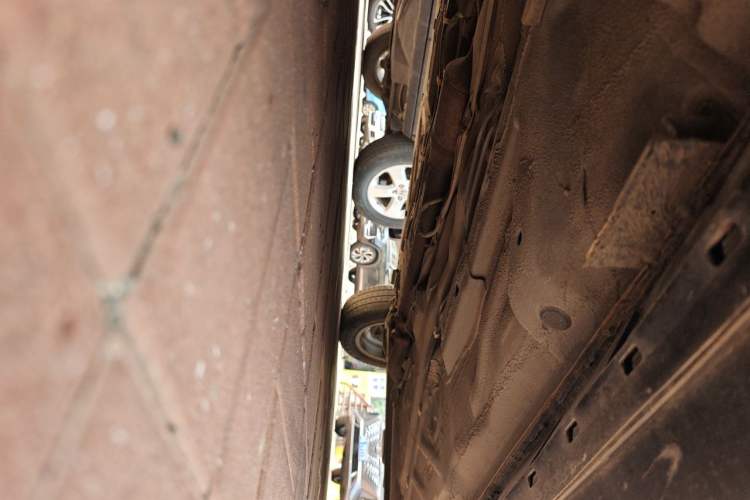Used Volkswagen Santana Vista 2008 1.8L Manual Comfort Edition Chassis Front Left