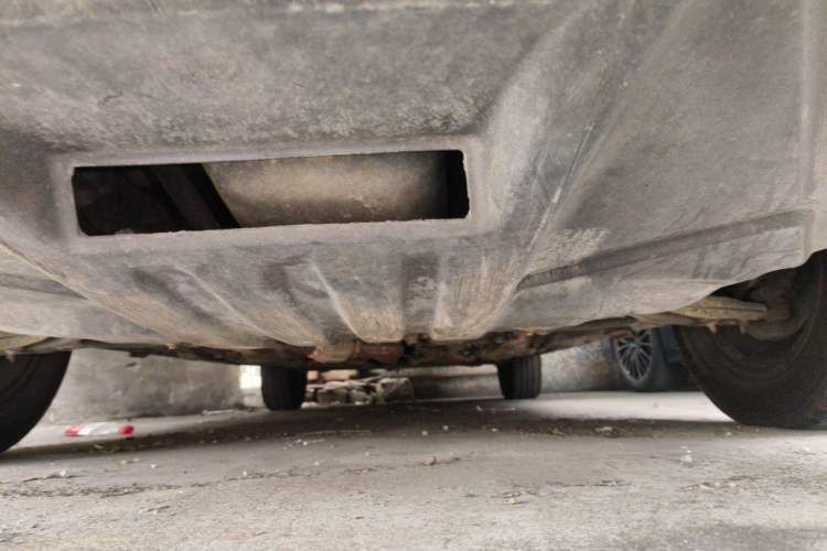 Used Volkswagen Santana Vista 2008 1.8L Manual Comfort Edition Chassis Front