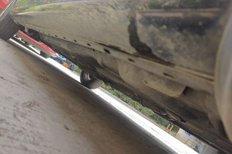 Used Volkswagen Santana Vista 2008 1.8L Manual Comfort Edition Chassis Front Right