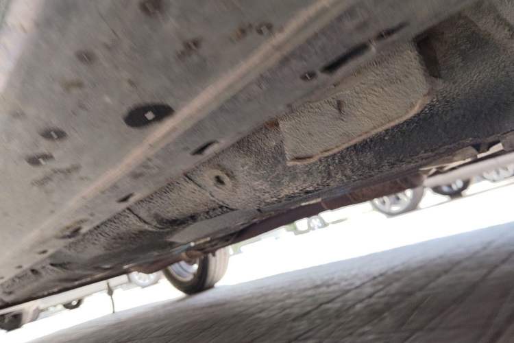 Used Volkswagen Santana Vista 2008 1.8L Manual Sishang Model Chassis Front Right