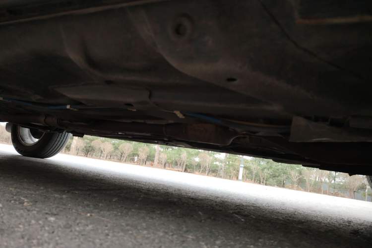 Used Volkswagen Santana Vista 2008 1.8L Manual Sishang Model Chassis Front Right