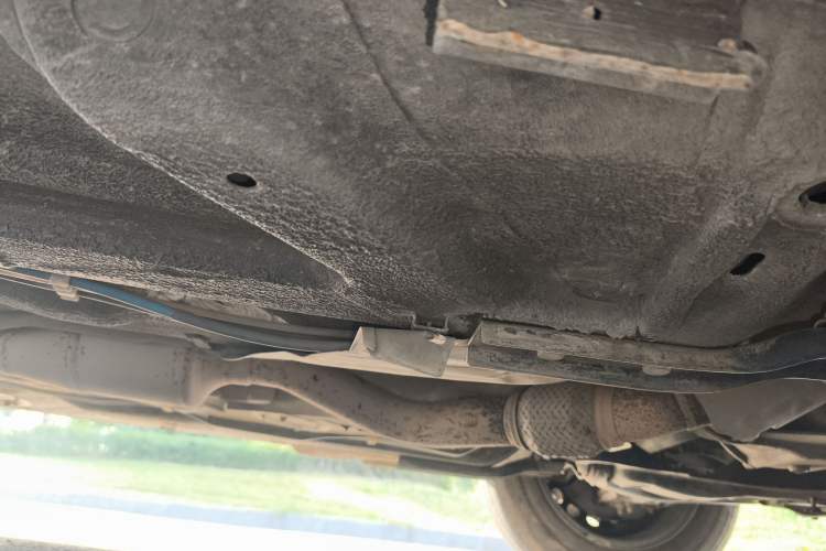 Used Volkswagen Santana Vista 2008 1.8L Manual Sishang Model Chassis Front Right