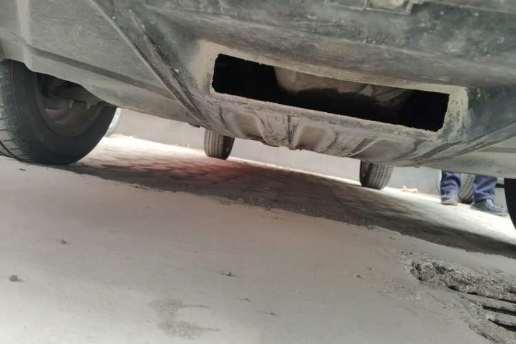 Used Volkswagen Santana Vista 2008 1.8L Manual Comfort Edition Chassis Front
