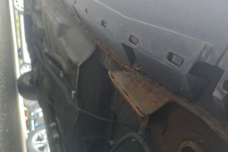 Used Volkswagen Santana Vista 2008 1.8L Manual Comfort Edition Chassis Rear Left