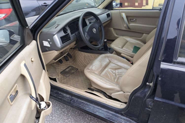 Used Volkswagen Santana Vista 2008 1.8L Manual Comfort Edition Driver Seat