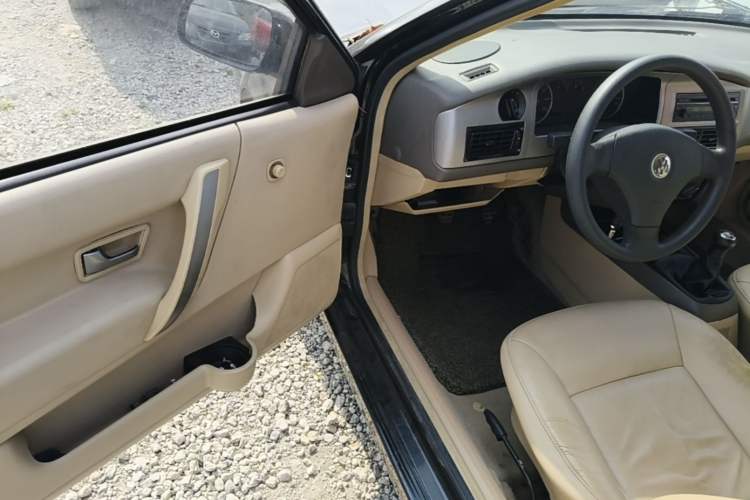 Used Volkswagen Santana Vista 2008 1.8L Manual Sishang Model Driver Seat