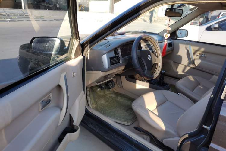 Used Volkswagen Santana Vista 2008 1.8L Manual Comfort Edition Driver Seat