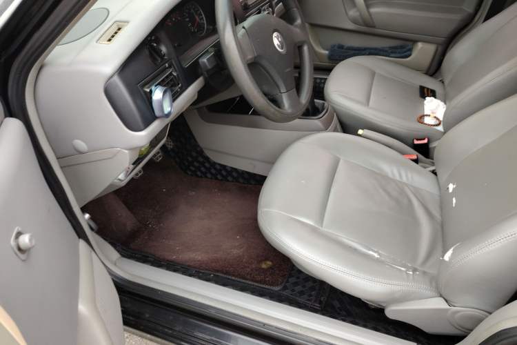 Used Volkswagen Santana Vista 2008 1.8L Manual Sishang Model Driver Seat