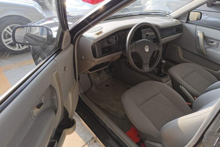 Used Volkswagen Santana Vista 2008 1.8L Manual Sishang Model Driver Seat