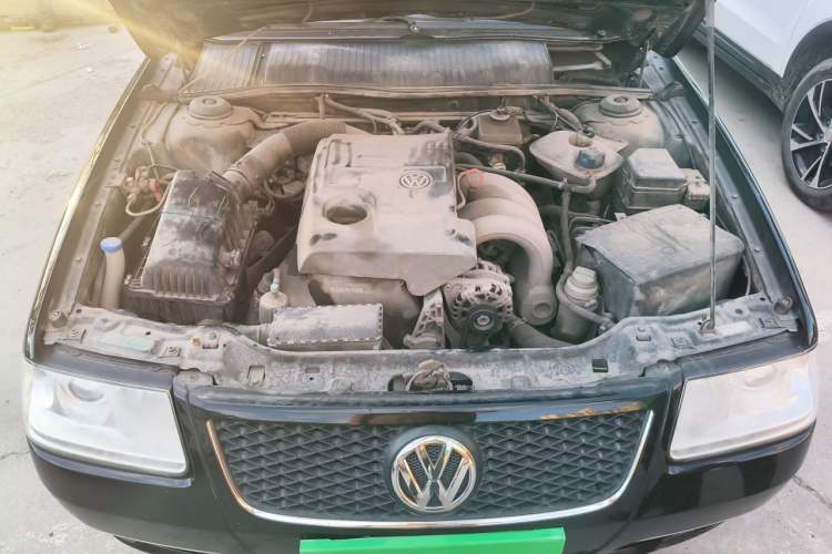 Used Volkswagen Santana Vista 2008 1.8L Manual Comfort Edition Engine Bay