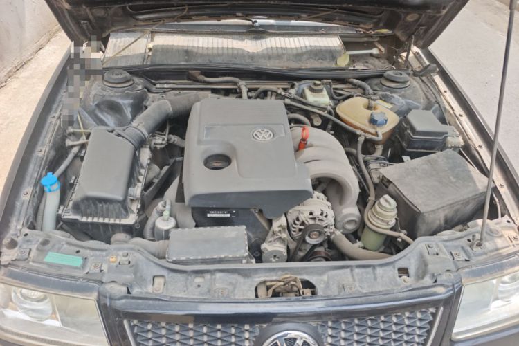 Used Volkswagen Santana Vista 2008 1.8L Manual Comfort Edition Engine Bay