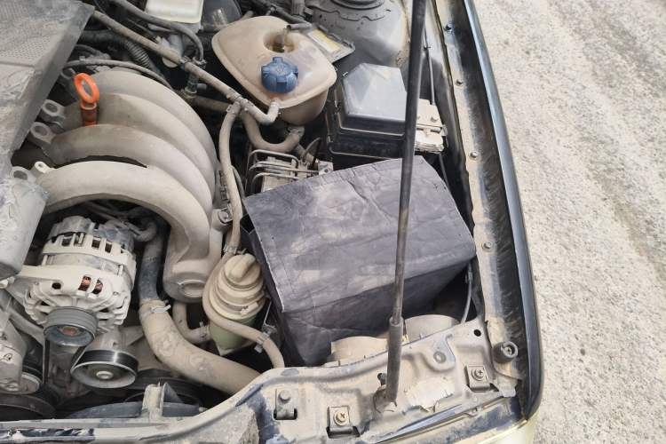Used Volkswagen Santana Vista 2008 1.8L Manual Sishang Model Engine Bay Left