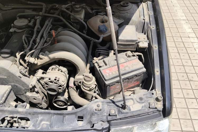 Used Volkswagen Santana Vista 2008 1.8L Manual Sishang Model Engine Bay Left