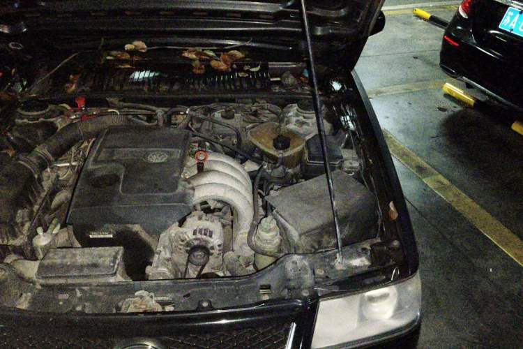 Used Volkswagen Santana Vista 2008 1.8L Manual Sishang Model Engine Bay Left