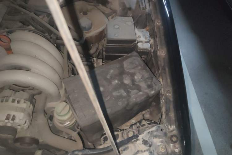 Used Volkswagen Santana Vista 2008 1.8L Manual Sishang Model Engine Bay Left