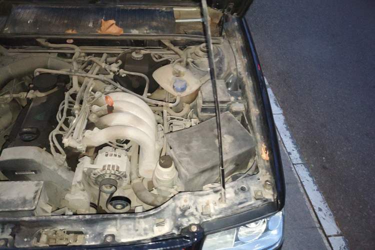 Used Volkswagen Santana Vista 2008 1.8L Manual Sishang Model Engine Bay Left