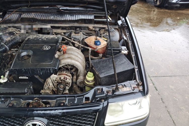 Used Volkswagen Santana Vista 2008 1.8L Manual Sishang Model Engine Bay Left
