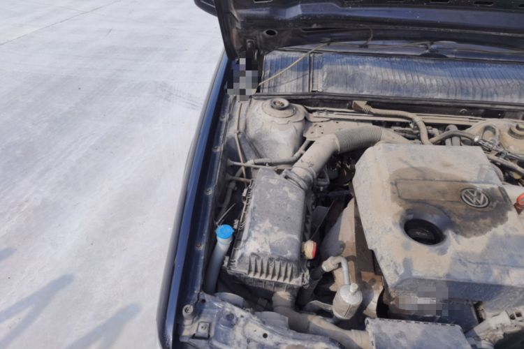 Used Volkswagen Santana Vista 2008 1.8L Manual Comfort Edition Engine Bay Right