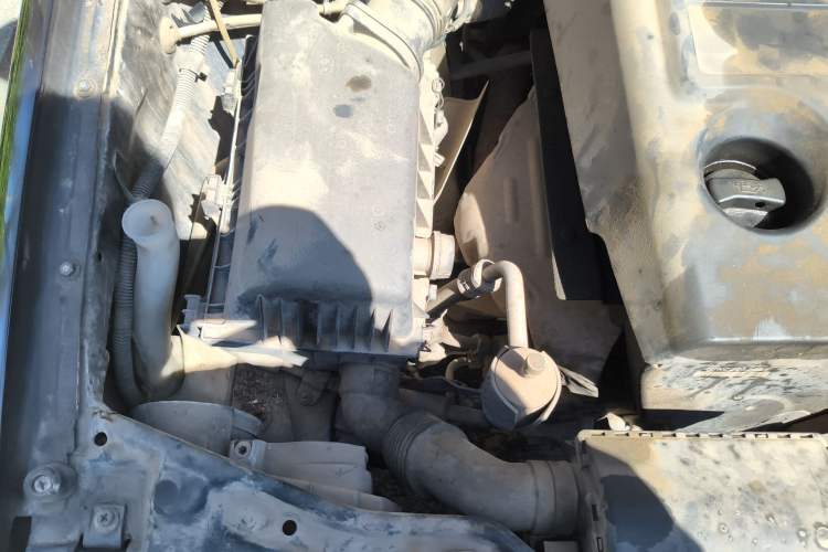 Used Volkswagen Santana Vista 2008 1.8L Manual Comfort Edition Engine Bay Right