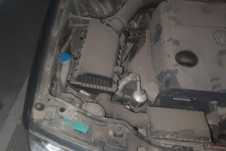Used Volkswagen Santana Vista 2008 1.8L Manual Sishang Model Engine Bay Right