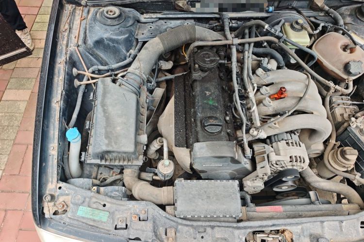 Used Volkswagen Santana Vista 2008 1.8L Manual Sishang Model Engine Bay Right