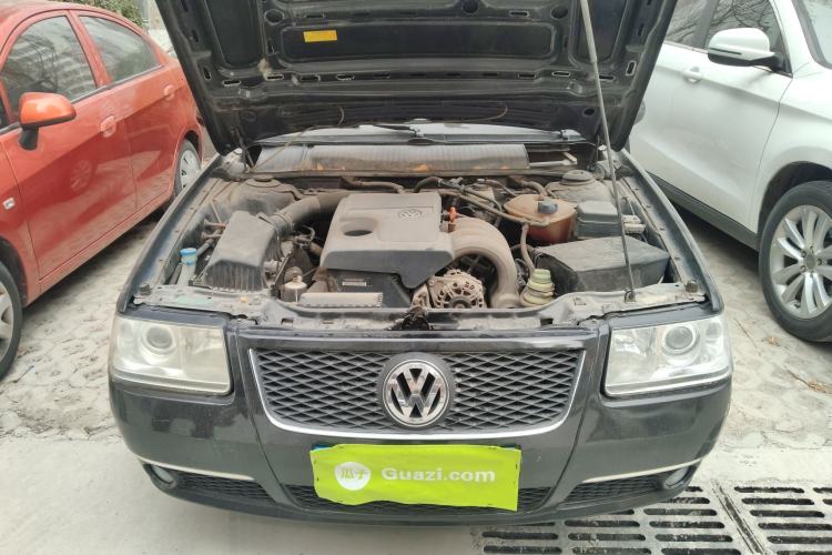 Used Volkswagen Santana Vista 2008 1.8L Manual Comfort Edition Engine Bay